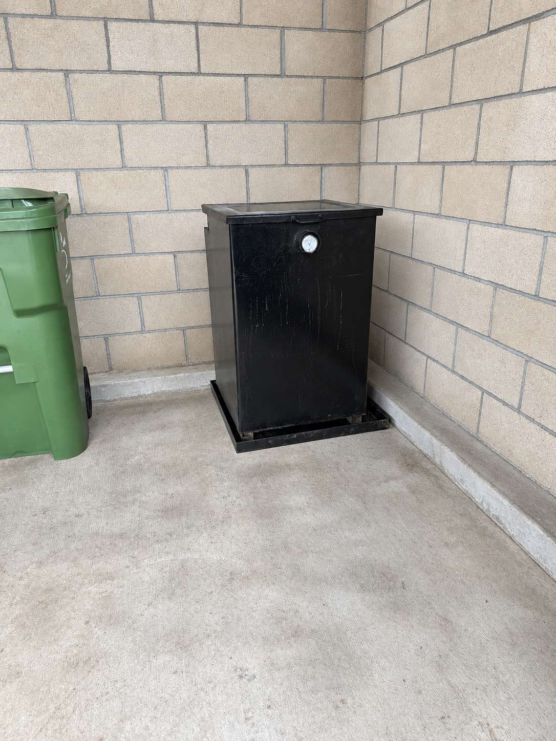 Commercial Cooking Oil Storage Container Service Installed sealed cooking oil storage container for a commercial kitchen collection program